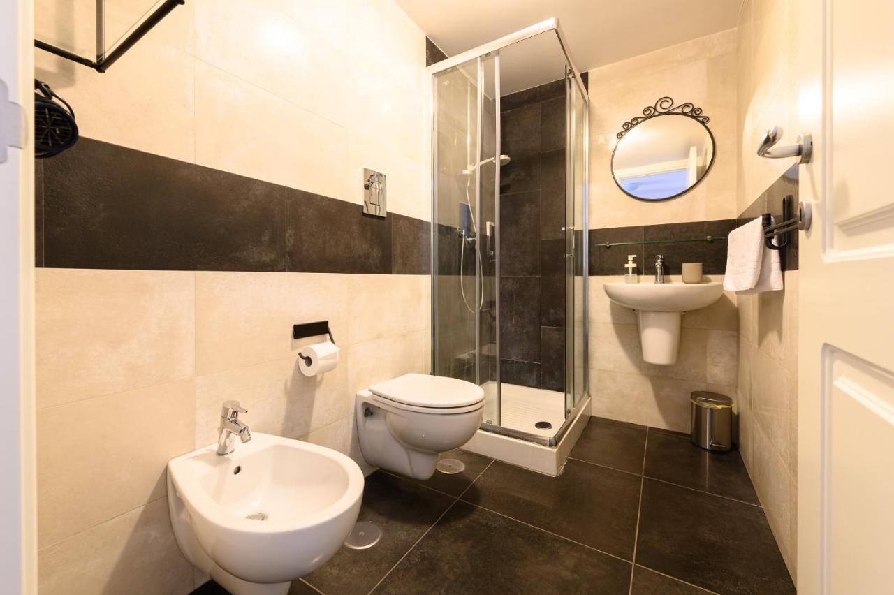 Corso Umberto 153 Apartment Naples Exterior photo